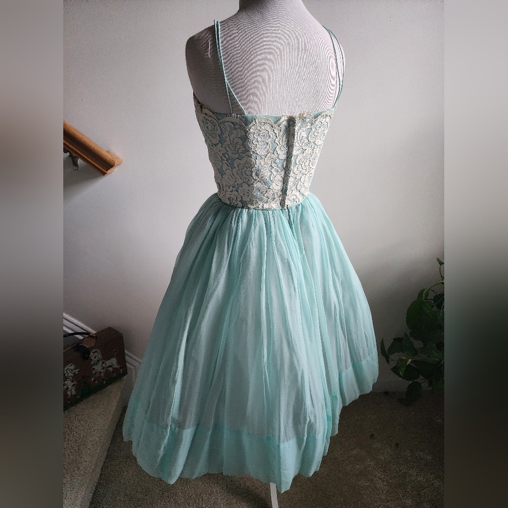 Rare 1950s Pinup Vintage Blue Chiffon Fit & Flare Dress White Lace Shelf Bust S - Picture 11 of 14